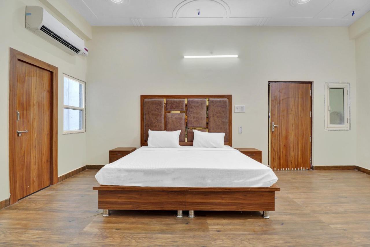 Collection O Pearl Inn Guest House Gwalior Extérieur photo