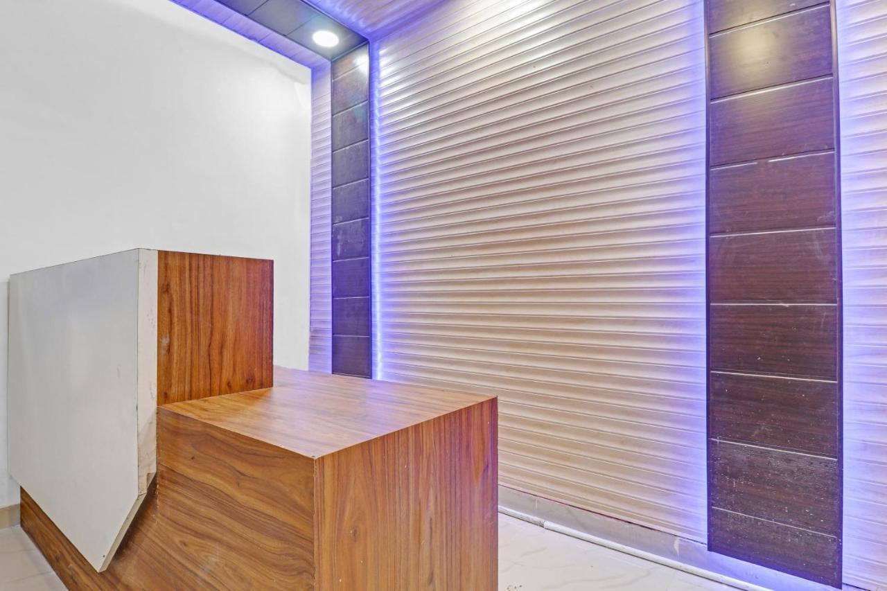 Collection O Pearl Inn Guest House Gwalior Extérieur photo
