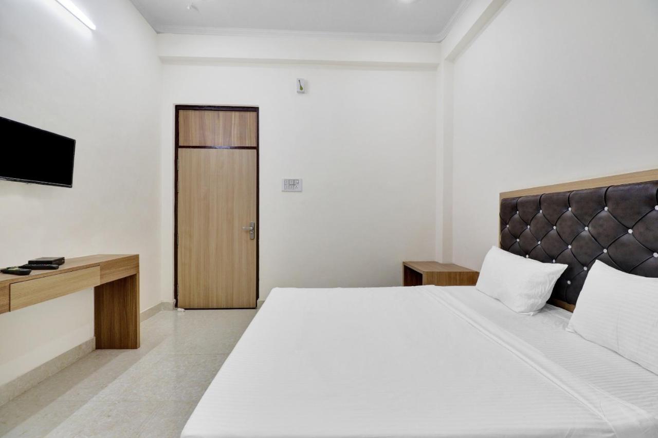 Collection O Pearl Inn Guest House Gwalior Extérieur photo