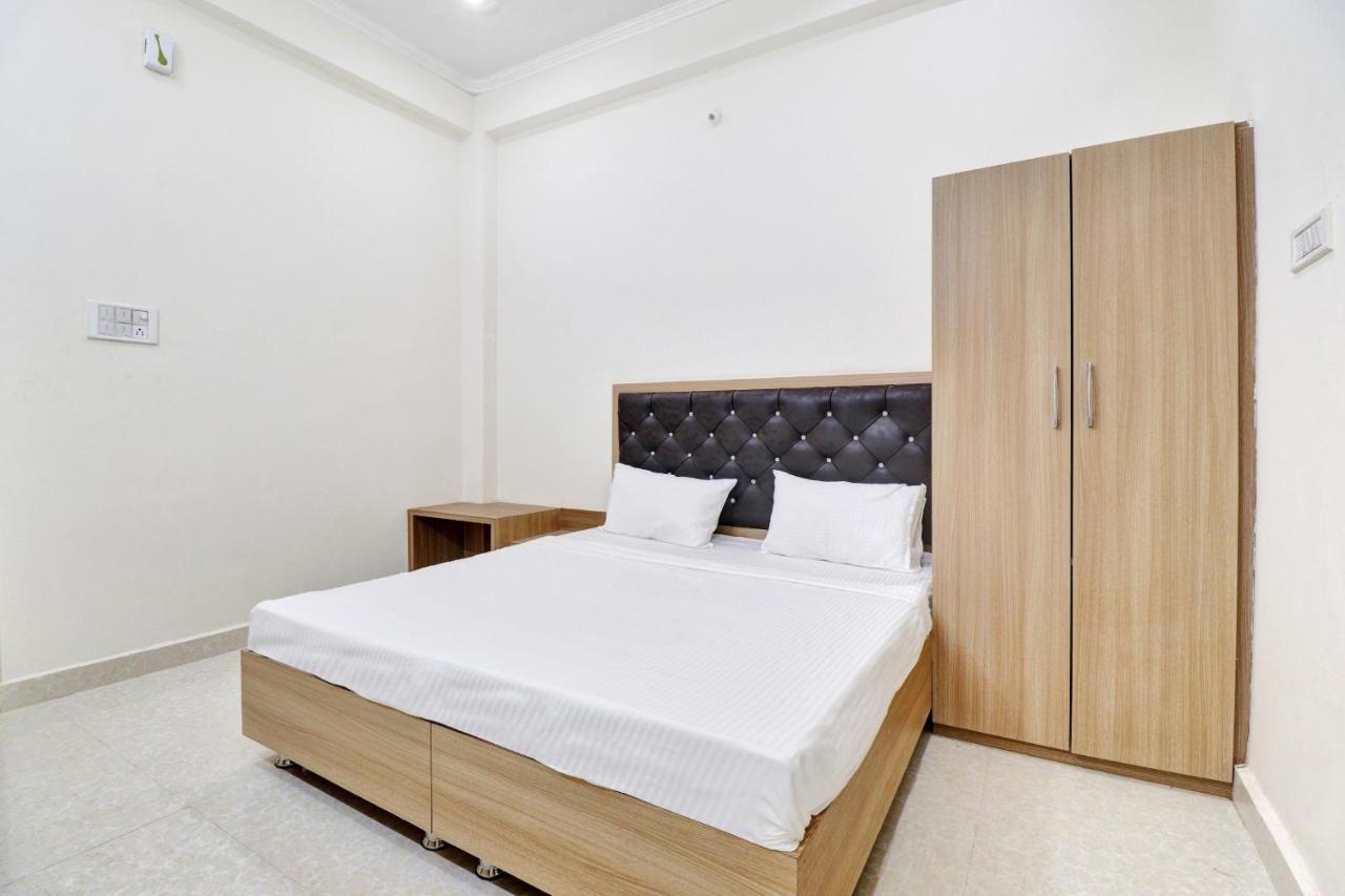 Collection O Pearl Inn Guest House Gwalior Extérieur photo