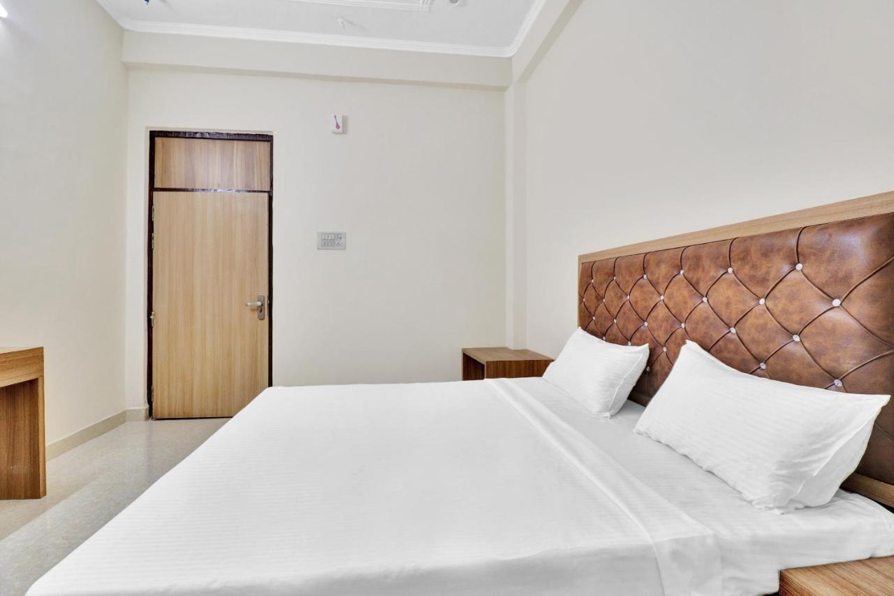 Collection O Pearl Inn Guest House Gwalior Extérieur photo
