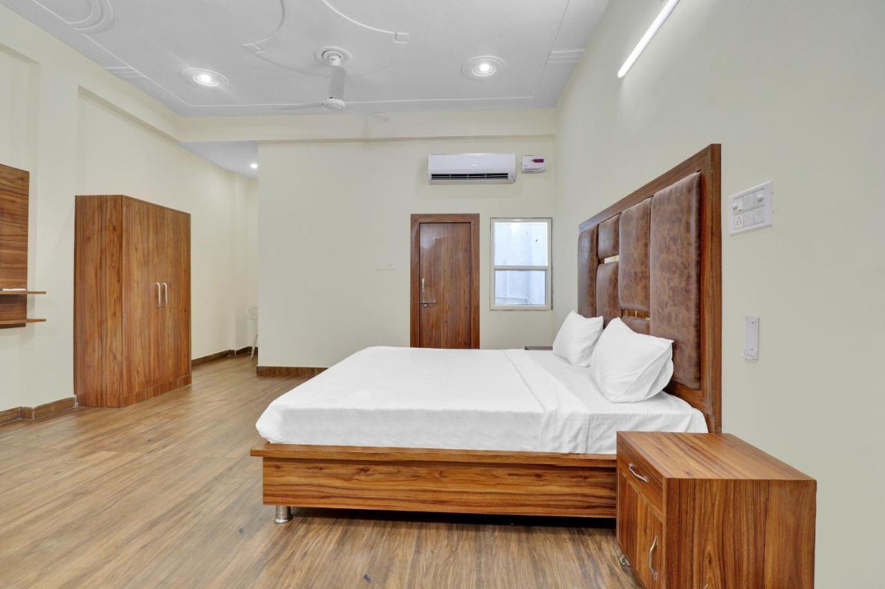 Collection O Pearl Inn Guest House Gwalior Extérieur photo